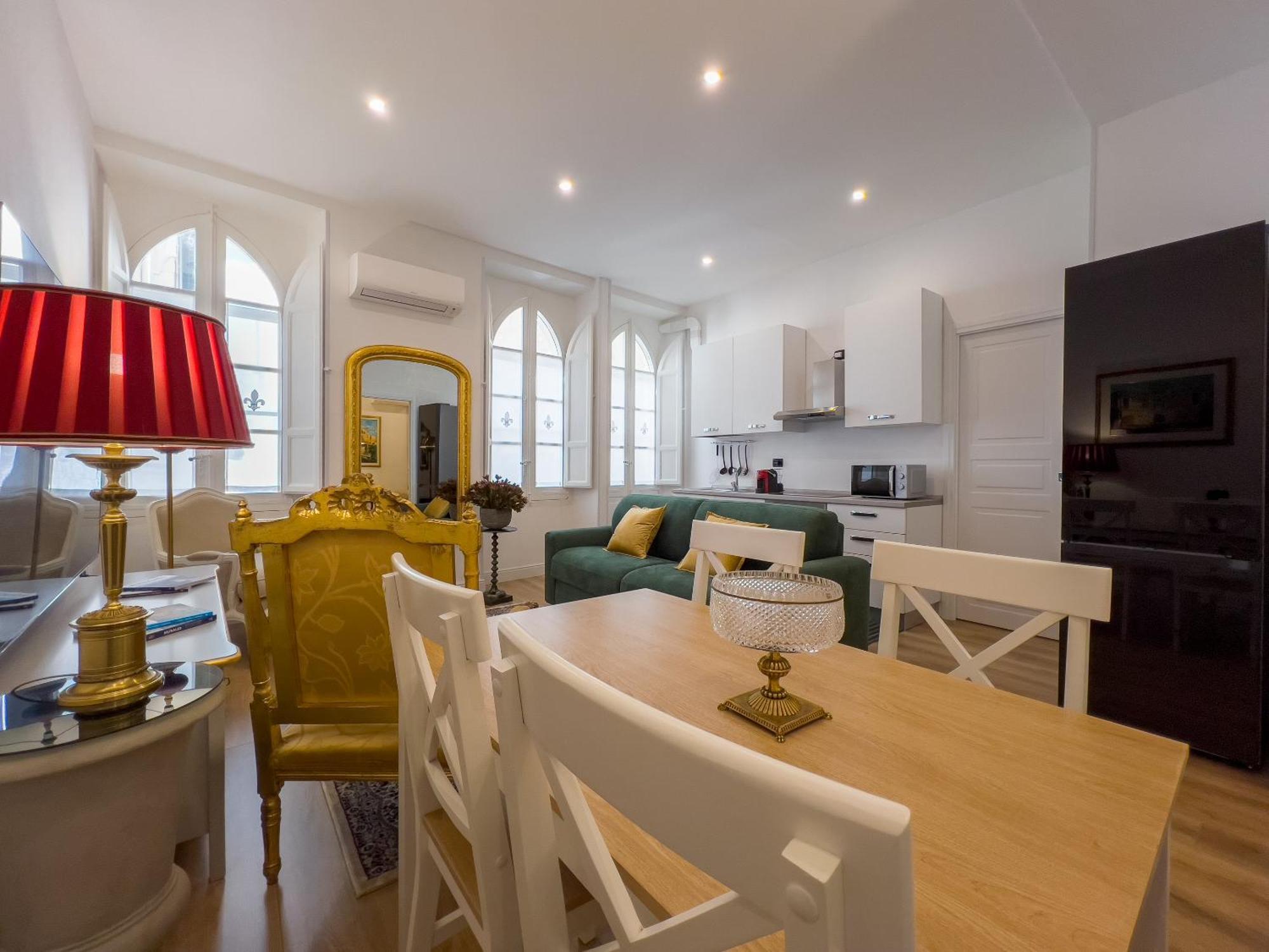 Apartment In The City Centre كالياري المظهر الخارجي الصورة
