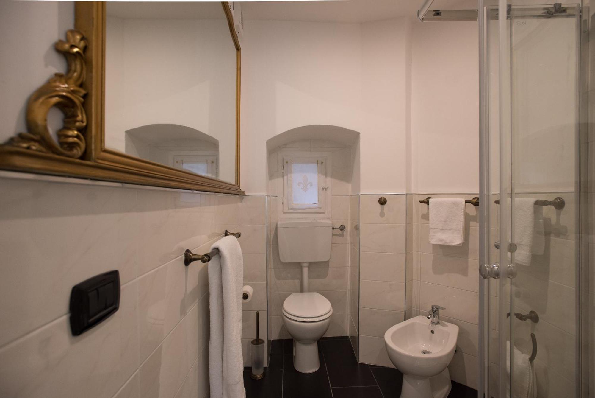 Apartment In The City Centre كالياري المظهر الخارجي الصورة